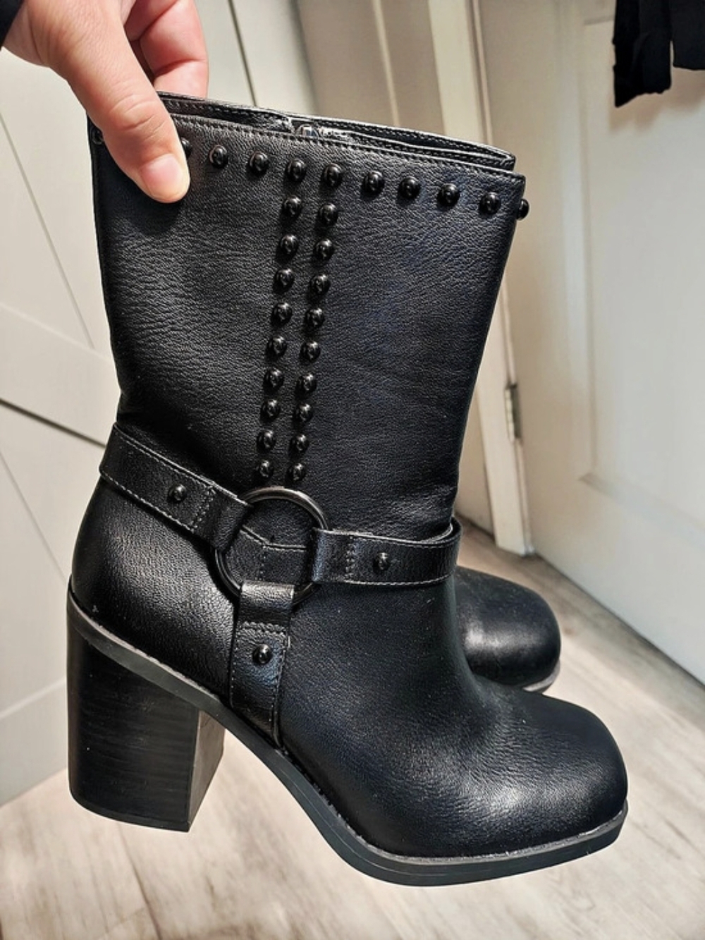 Jessica Simpson Milley Studded Moto Boots Black 9M